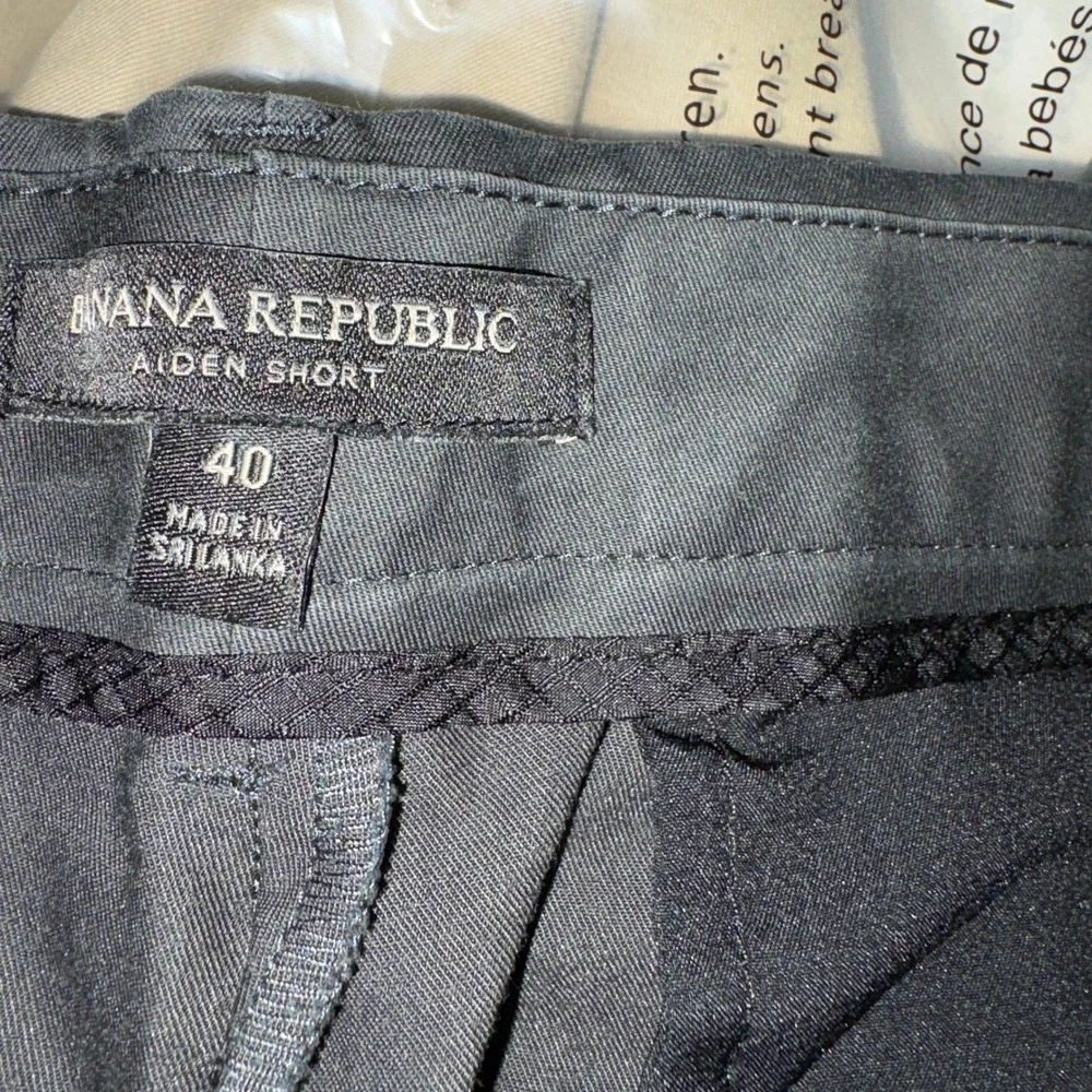 Banana Republic Mens 9